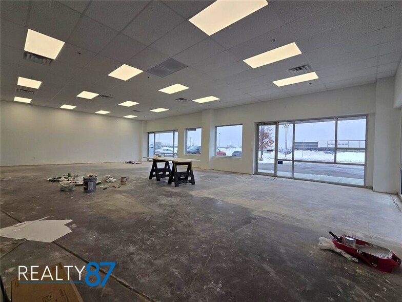 More Photos Of 500 Blairs Ferry Rd NE, Cedar Rapids General Retail For Lease