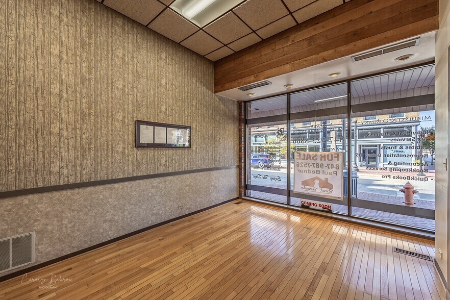 More Photos Of 23 Douglas Ave, Elgin Storefront Retail Office For Sale