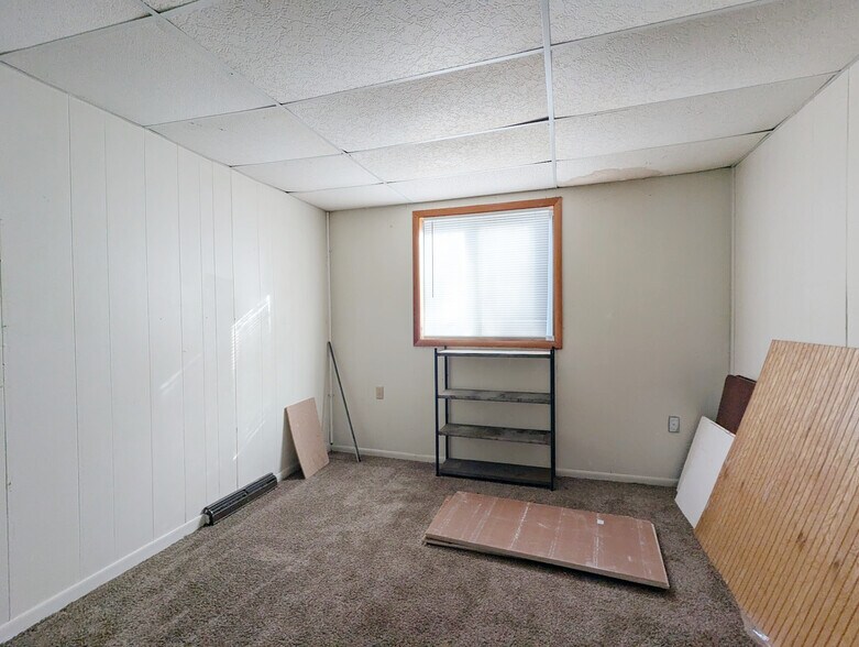 More Photos Of 8372 N Saginaw Rd, Mount Morris Restaurant For Sale