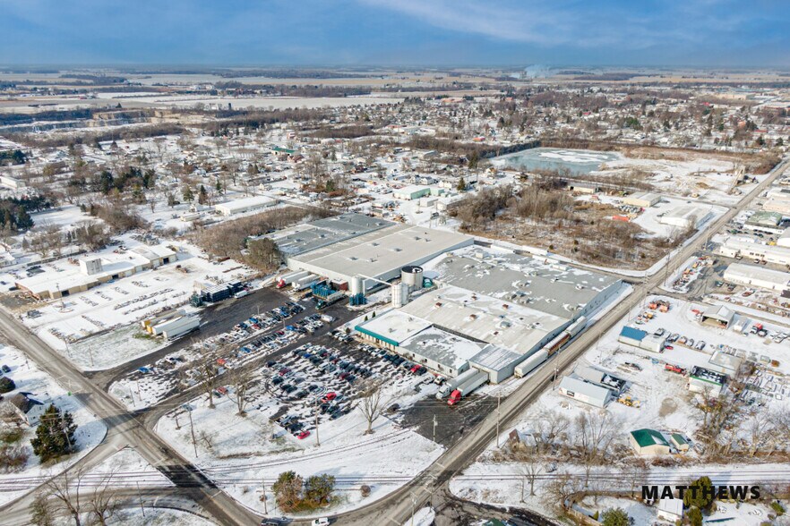 Primary Photo Of 400 S Stone St, Fremont Manufacturing For Sale
