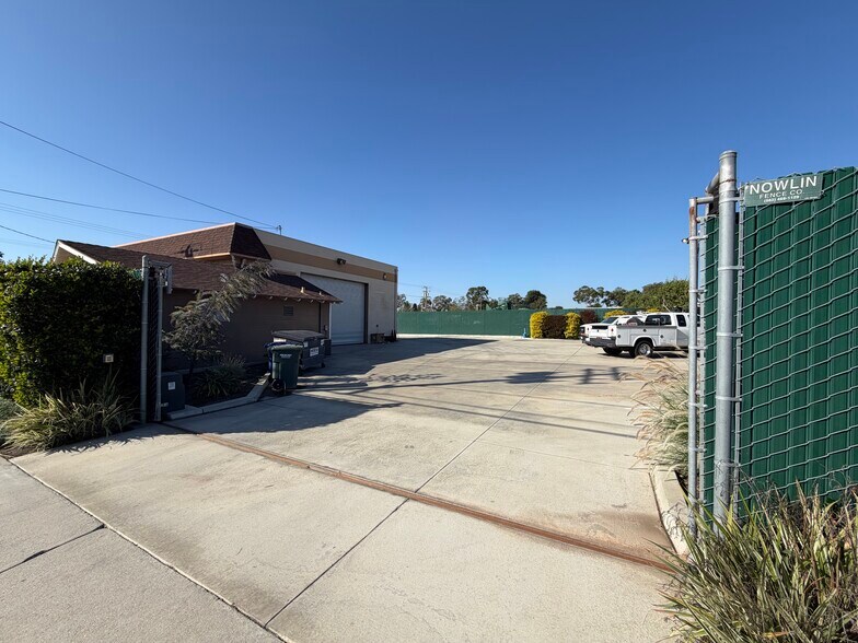 More Photos Of 1101 E 25th St, Signal Hill Land For Lease