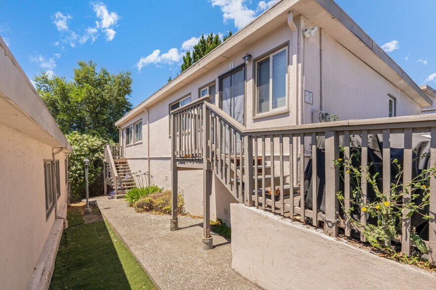 More Photos Of 5249 Sobrante Ave, El Sobrante Apartments For Sale