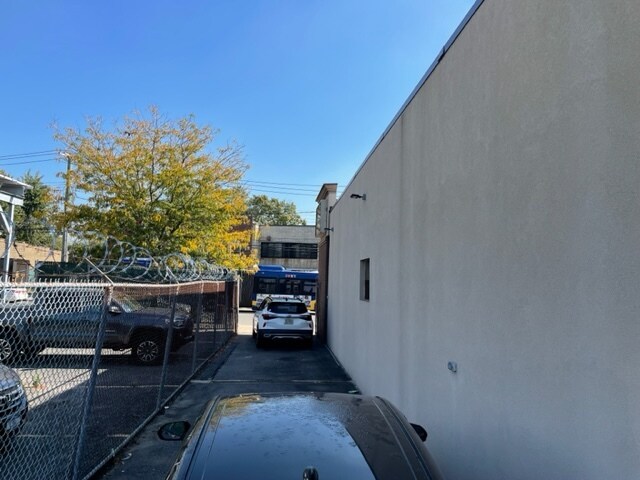 More Photos Of 14610 Guy R Brewer Blvd, Jamaica Warehouse For Lease