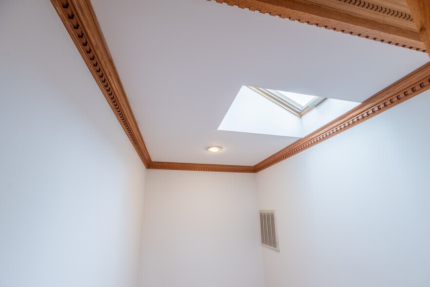 More Photos Of 600 Grand St, Hoboken Office Residential For Sale