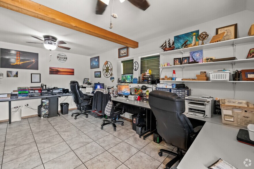 More Photos Of 6212 FM 933, Blum Warehouse For Sale