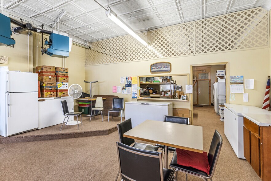 More Photos Of 329 N Main St, Cadott Storefront Retail Residential For Sale