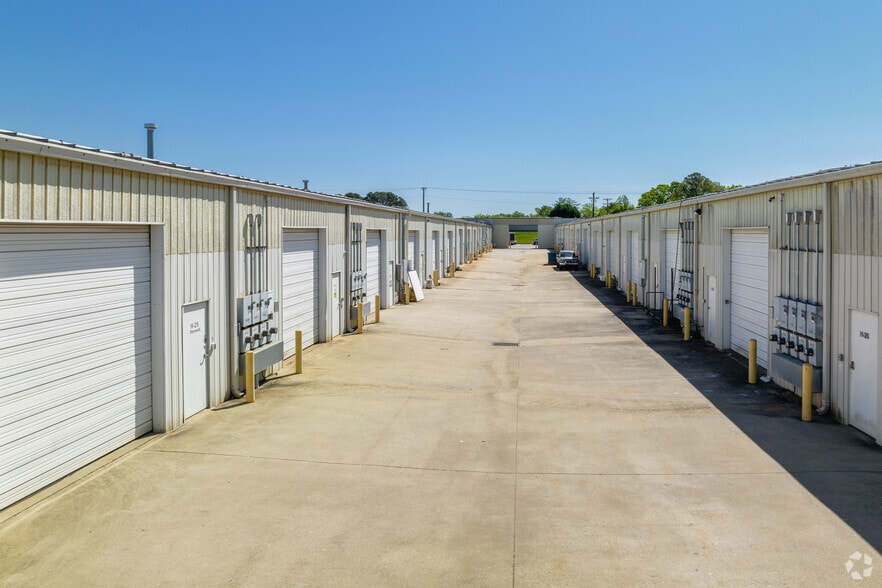 More Photos Of 1200 Woodruff Rd, Greenville Unknown For Lease