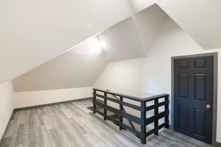 More Photos Of 1732 N Wilton Pl, Los Angeles Apartments For Sale