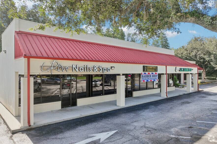 More Photos Of 8525-8549 Gunn Hwy, Odessa Unknown For Lease