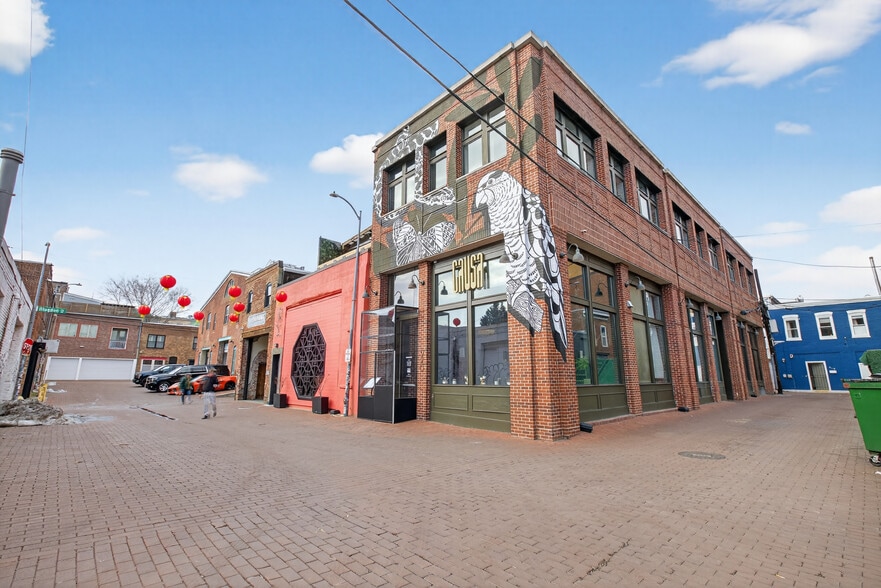 More Photos Of 916 Blagden Aly NW, Washington Flex For Sale