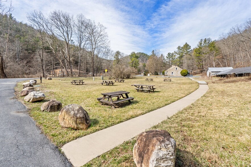 More Photos Of 2175 Hankey Mountain Hwy, Churchville Restaurant For Sale