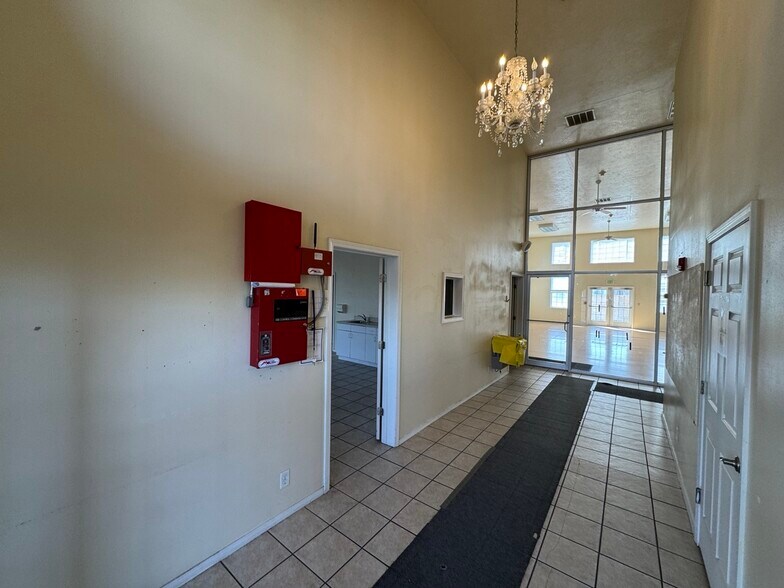 More Photos Of 273 Shoup Ave W, Twin Falls Office For Lease