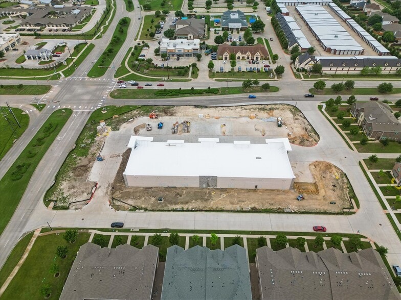 More Photos Of 5975 Ridgeline Dr, McKinney Storefront Retail Office For Lease