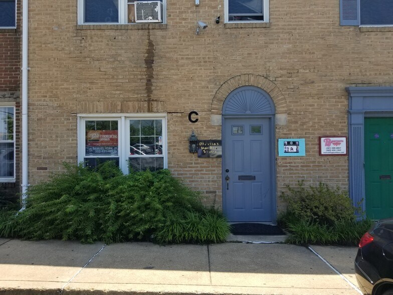 More Photos Of 4700 Stamp Rd, Marlow Heights General Retail For Lease