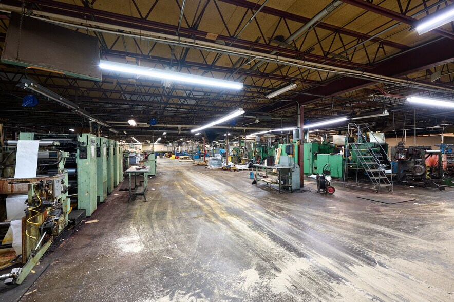 More Photos Of 352 Center St, Caledonia Manufacturing For Sale