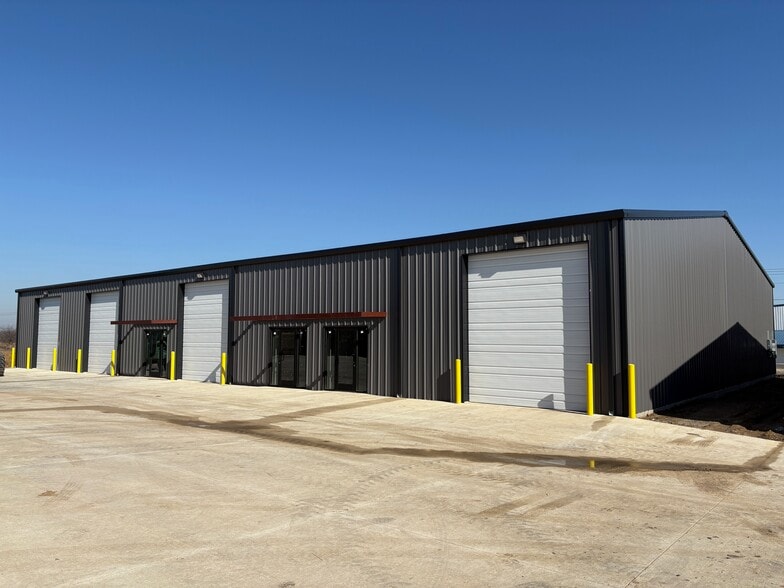 More Photos Of 6751 N FM 157, Venus Warehouse For Lease
