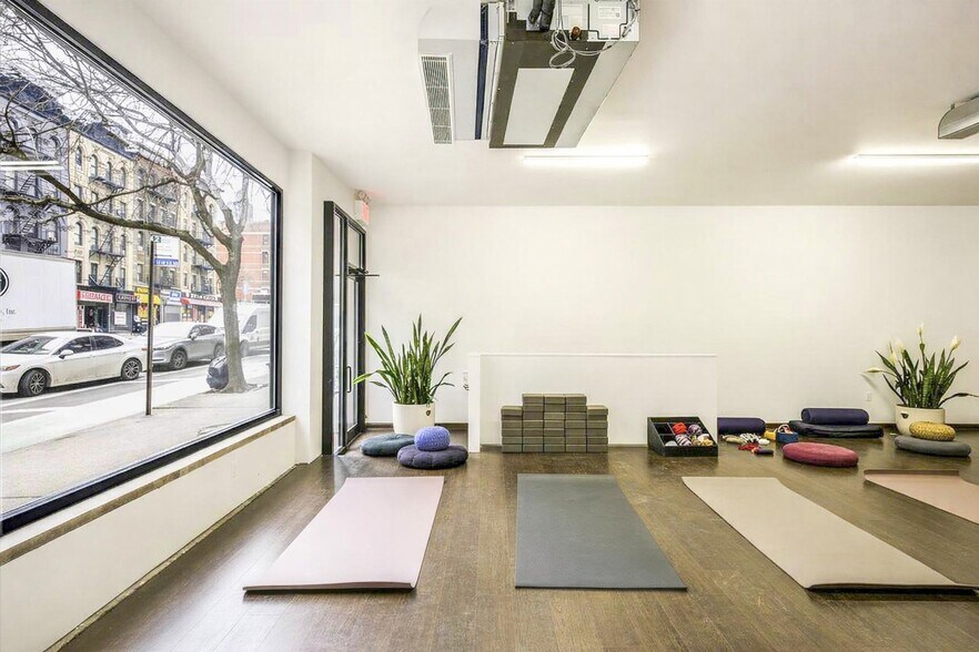 More Photos Of 1779 First Ave, New York Apartments For Lease