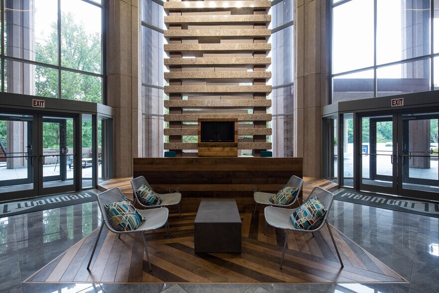 More Photos Of 3535 Piedmont Rd NE, Atlanta Office For Lease