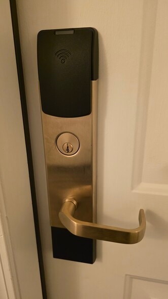 More Photos Of 43 Coosawatee Drive, East Ellijay Hotel For Sale