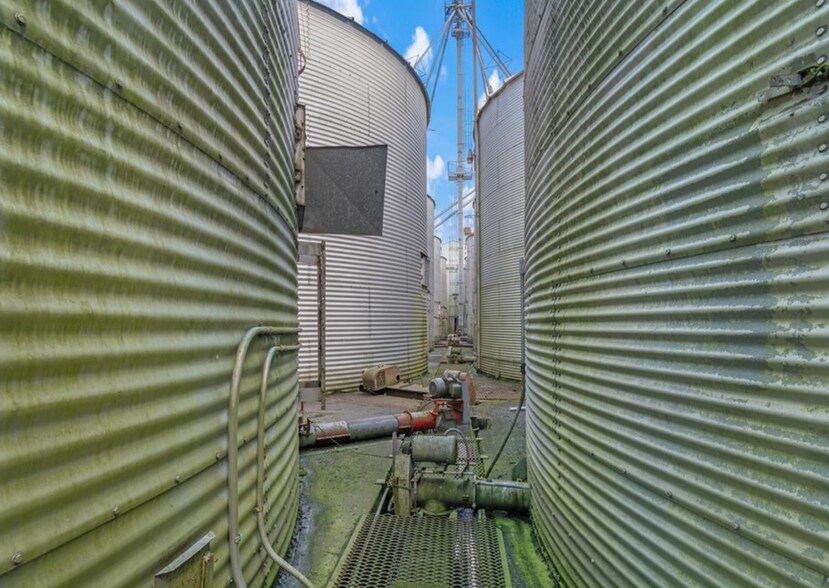 More Photos Of 2980 N Creek Rd, Palmyra Food Processing For Sale