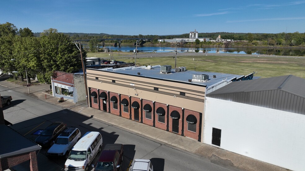 Primary Photo Of 115 S Front St, Dardanelle Sports And Entertainment For Sale