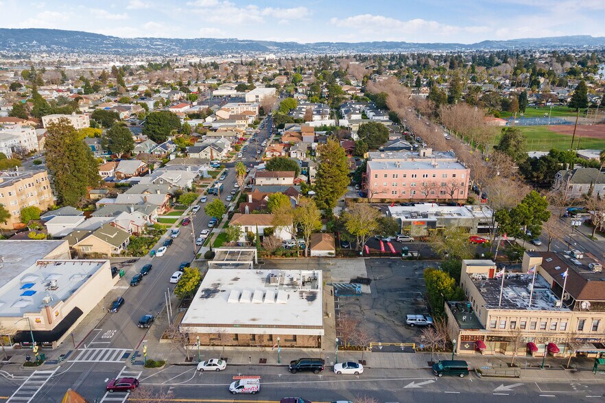More Photos Of 1414 Webster St, Alameda Bank For Lease