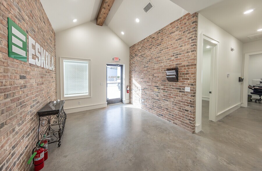 More Photos Of 9006 County Road 6820, Lubbock Warehouse For Lease