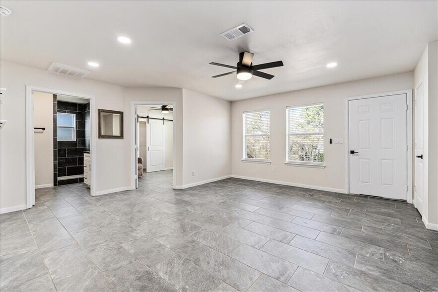 More Photos Of 2505 Pace Bend Rd S, Spicewood Industrial For Sale