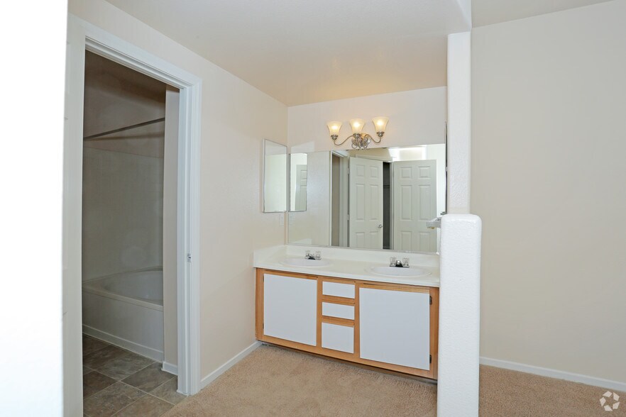 More Photos Of 9750 Peace Way, Las Vegas Apartments For Sale