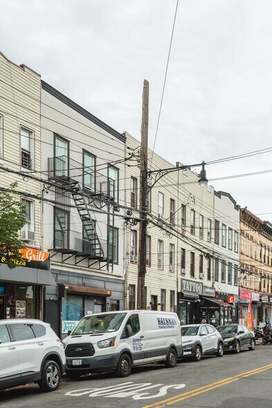 More Photos Of 293 Wyckoff Ave, Brooklyn Storefront Retail Residential For Sale