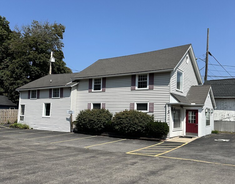 More Photos Of 25 S Main St, Pittsford General Retail For Sale