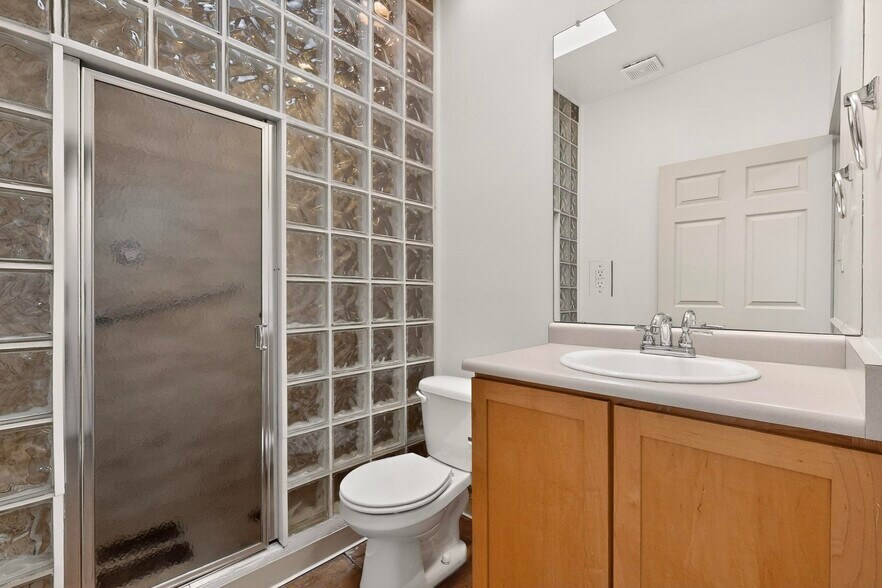 More Photos Of 501-505 14th St NW, Albuquerque Office Residential For Lease