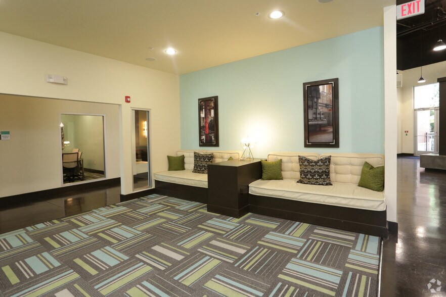 More Photos Of 744 Brick Row, Richardson Apartments For Lease