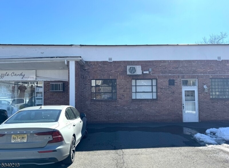 More Photos Of 40 Lake Dr W, Wayne Post Office For Sale