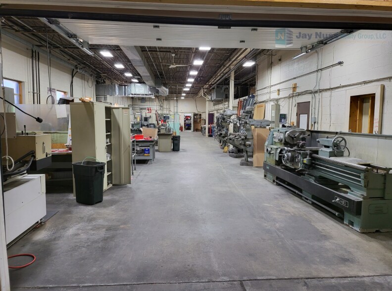 More Photos Of 604 South St, Holbrook Manufacturing For Sale