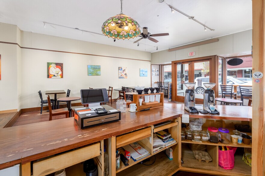 More Photos Of 128 W 1st St, Port Angeles General Retail For Sale