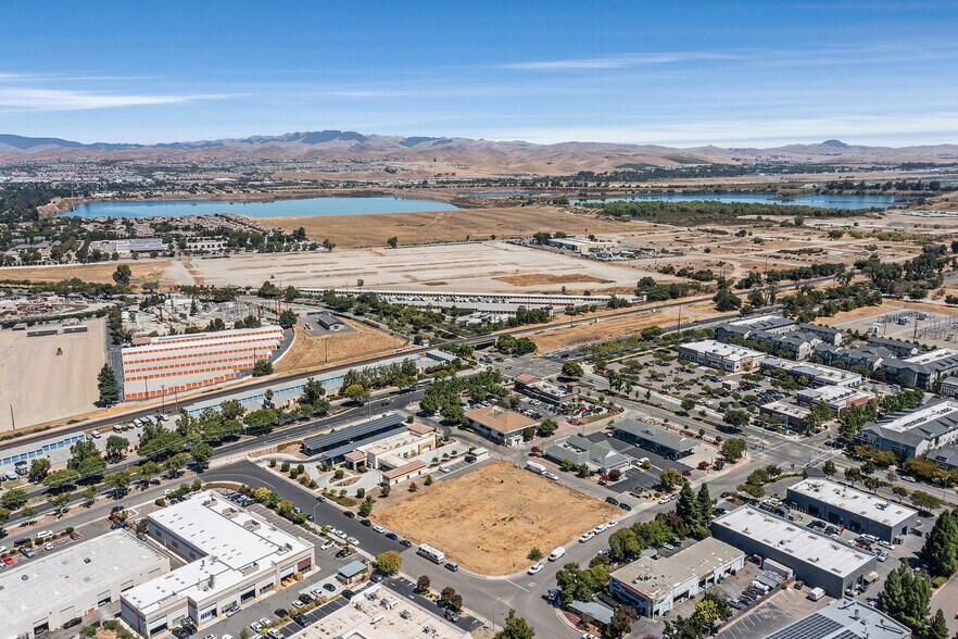 More Photos Of 3595 Utah St, Pleasanton Land For Lease
