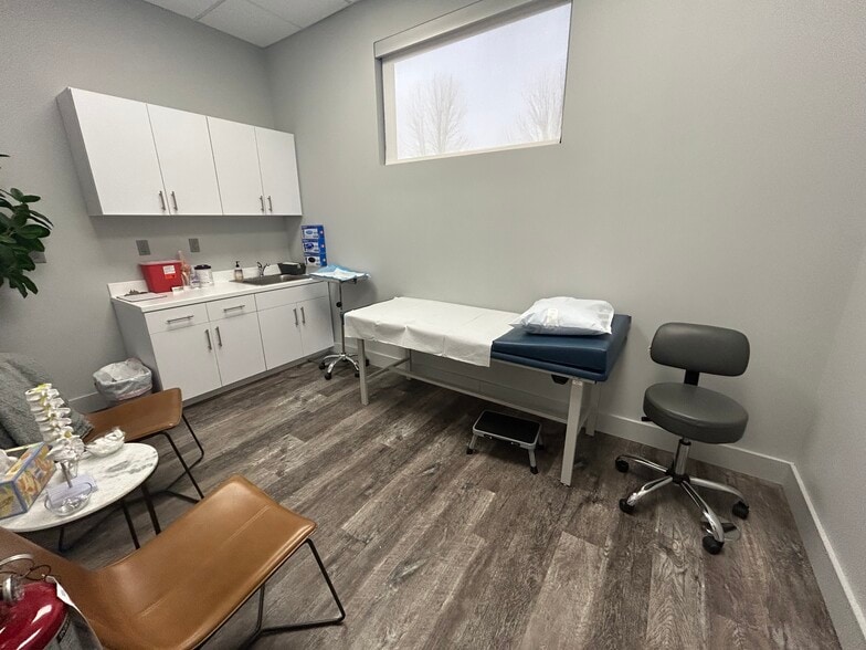 More Photos Of 5175 Morse Rd, Columbus Medical For Lease