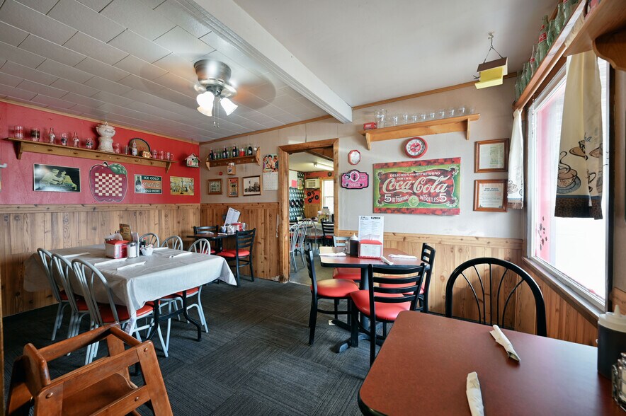 More Photos Of 28407 County Road H, Webster Restaurant For Sale