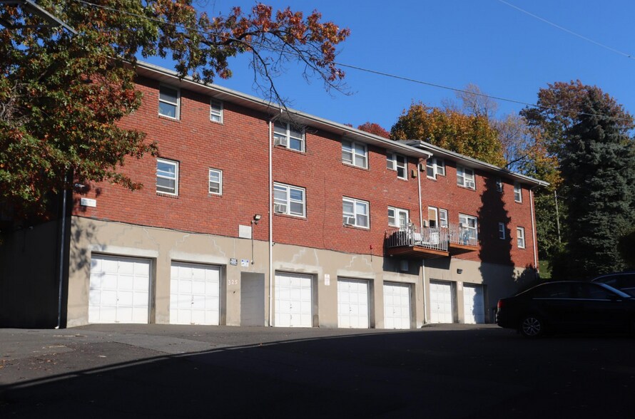More Photos Of 325 Grantwood Blvd, Palisades Park Apartments For Sale