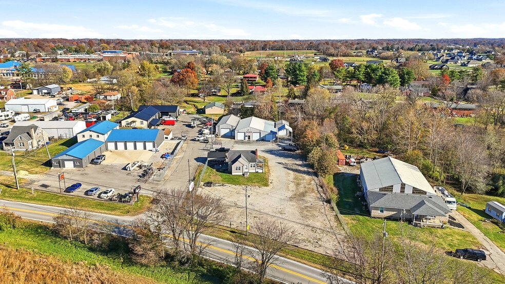 More Photos Of 4510 N Preston Hwy, Shepherdsville Showroom For Sale
