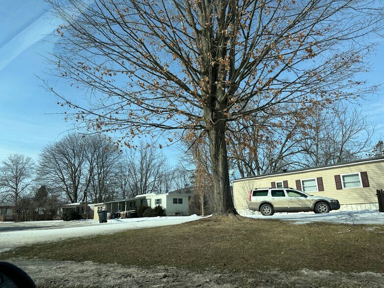 Primary Photo Of 805 Southside Dr, Oneonta Manufactured Housing Mobile Home Park For Sale