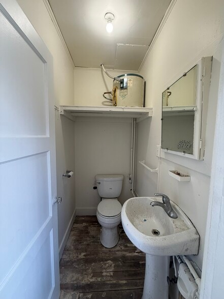 More Photos Of 616 S Amphlett Blvd, San Mateo Auto Repair For Sale