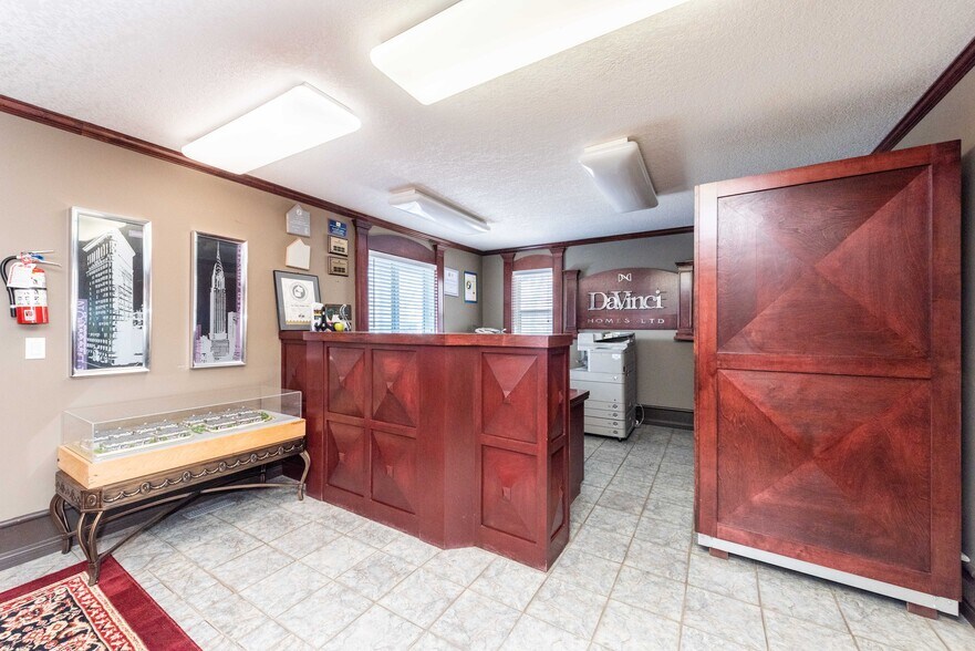 More Photos Of 1912 26A St SW, Calgary Office For Sale