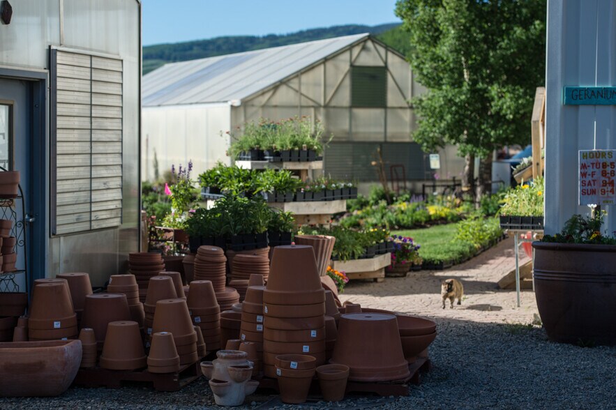 More Photos Of 305 Buckley Dr, Crested Butte Contractor Storage Yard For Sale