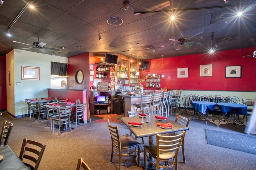 More Photos Of 5280 Spine Rd, Boulder General Retail For Lease