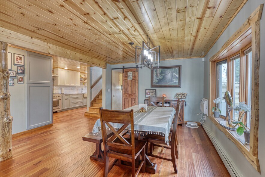 More Photos Of 10429 State Road 27, Hayward Hotel For Sale