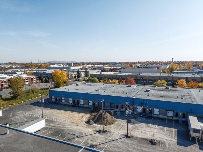 More Photos Of 2115-2147 Rue de la Province, Longueuil Warehouse For Lease