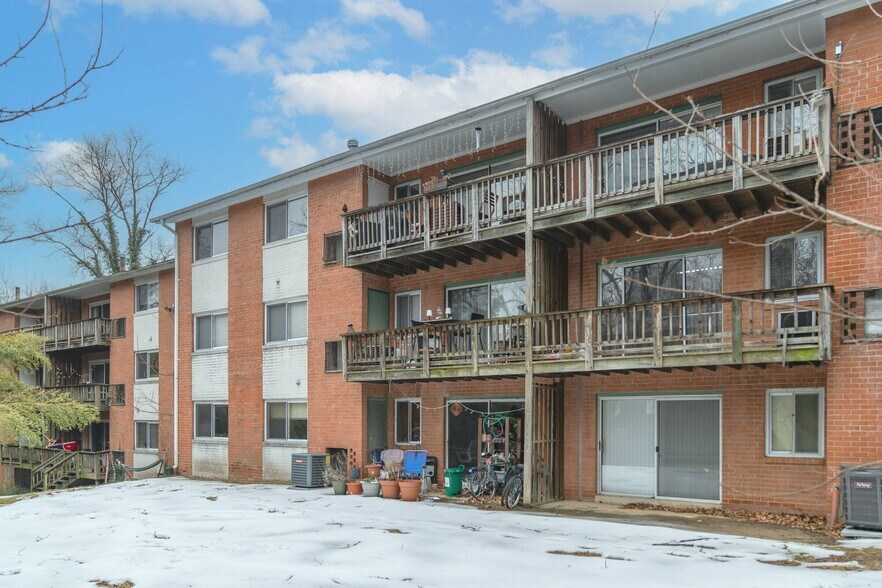More Photos Of 6833 Eastern Ave, Takoma Park Apartments For Sale