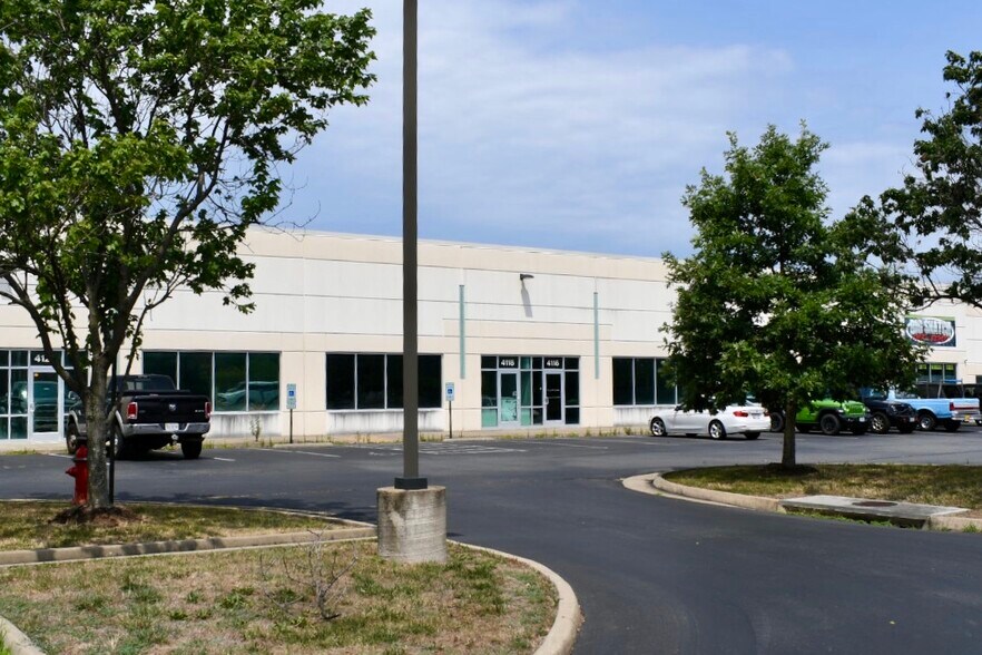 More Photos Of 4100-4136 Lafayette Blvd, Fredericksburg Light Distribution For Lease